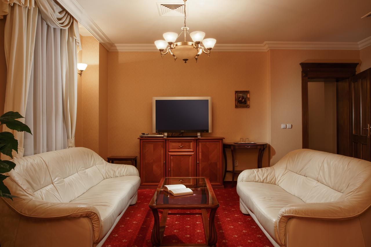 Lazensky Hotel Moskevsky Dvur Карловы Вары Экстерьер фото