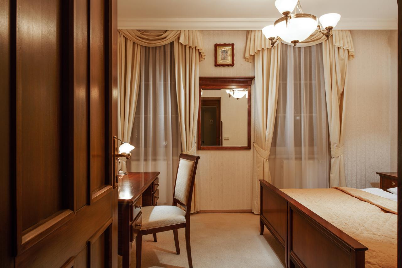 Lazensky Hotel Moskevsky Dvur Карловы Вары Экстерьер фото