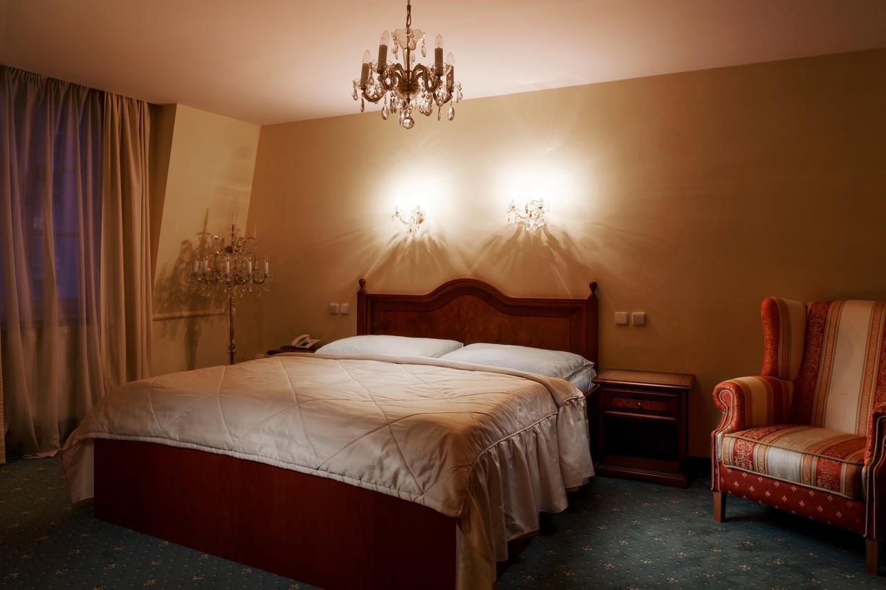 Lazensky Hotel Moskevsky Dvur Карловы Вары Экстерьер фото
