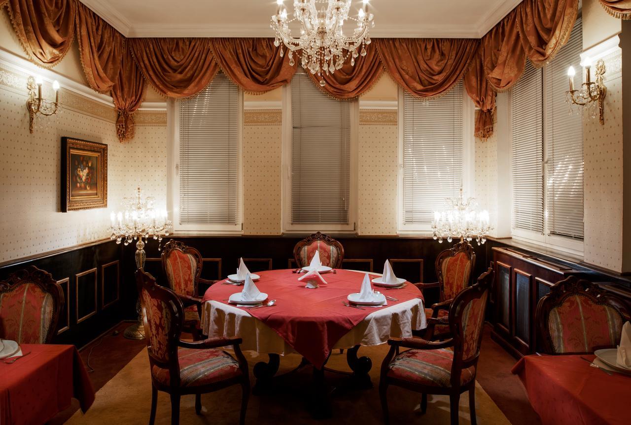 Lazensky Hotel Moskevsky Dvur Карловы Вары Экстерьер фото